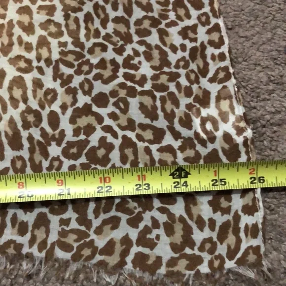 Animal Print Lightweight Scarf-EUC-75x26 - Picture 7 of 12